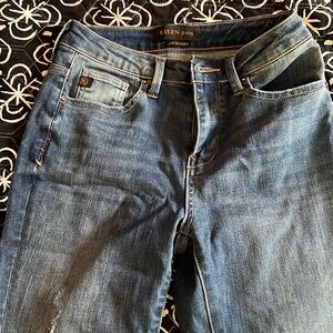 Risen jeans. Like new